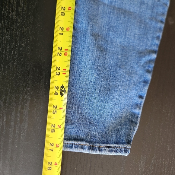 Gap True Skinny Jeans Mid Rise Classic Blue Basic Boho Neutral Size 27 short - Picture 12 of 13